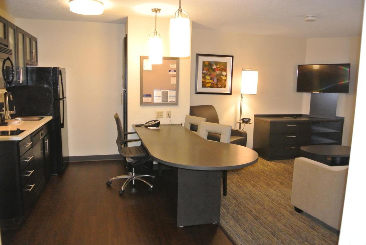 Candlewood Suites Washington-Fairfax By Ihg Buitenkant foto
